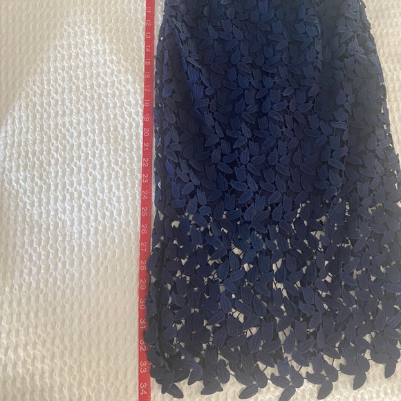 Bardot Halter Lace Dress- sz 8/M - Picture 6 of 7